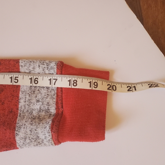 Pokémon Pikachu Christmas sweater Size M - Picture 6 of 6